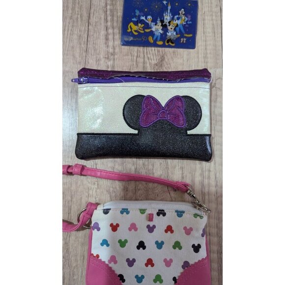 Disney-Themed Minnie Mouse Wristlet , makeup bag / 50th Anniversary Card Holder - Picture 5 of 6